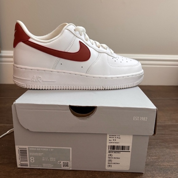 Nike Air Force 1 '07 White and Noble Red Sneakers size 8 - Picture 2 of 2